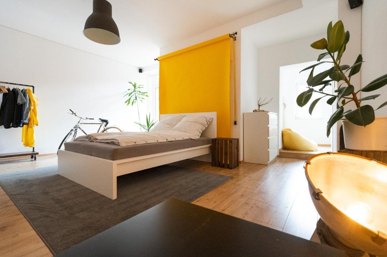 230 M2 Loft Mit Eigenem Wintergarten Mit Tischtennis & Dart, Kostenloser Parkplatz Erfurt Exterior foto