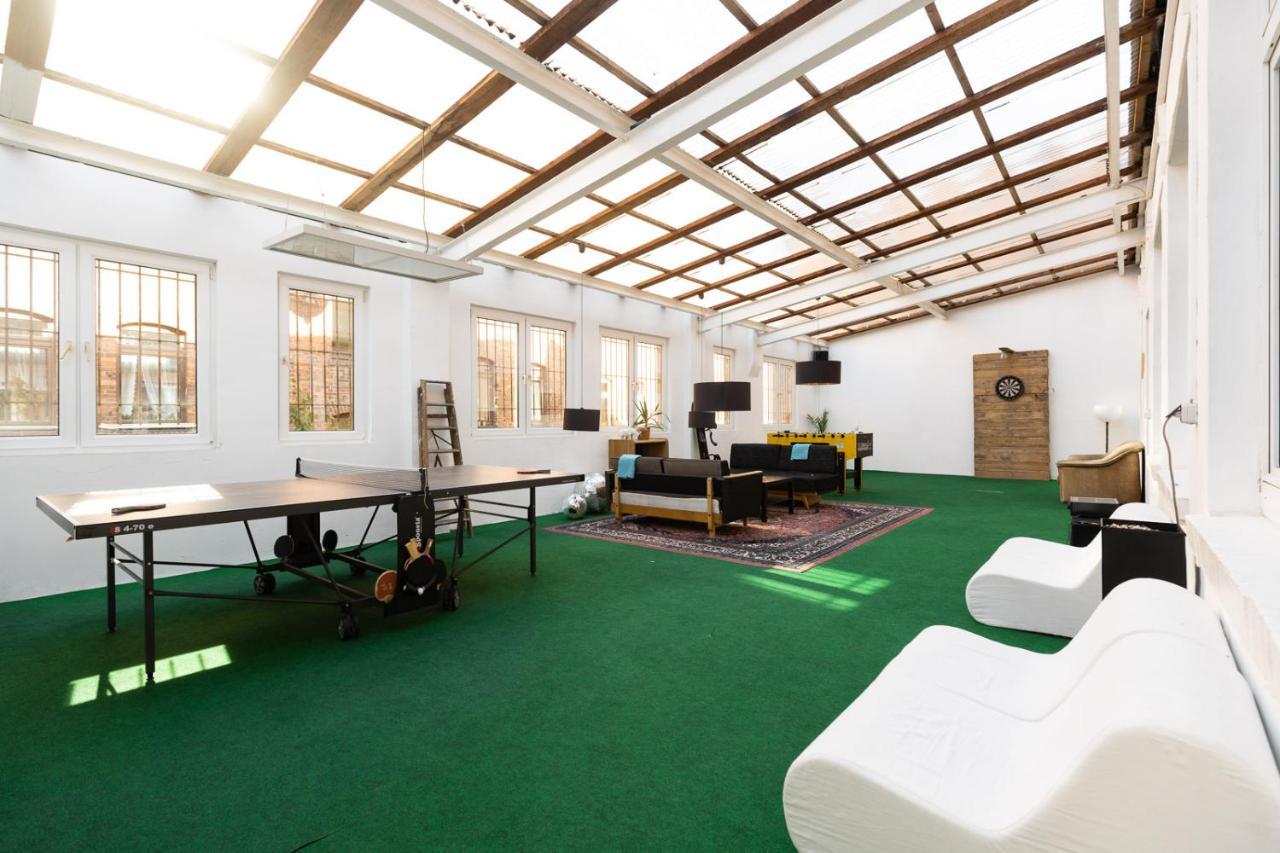 230 M2 Loft Mit Eigenem Wintergarten Mit Tischtennis & Dart, Kostenloser Parkplatz Erfurt Exterior foto